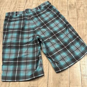 NWOT NIKE DRI-FIT Shorts Plaid Teal Black Grey Tour Performance Size 32 waist